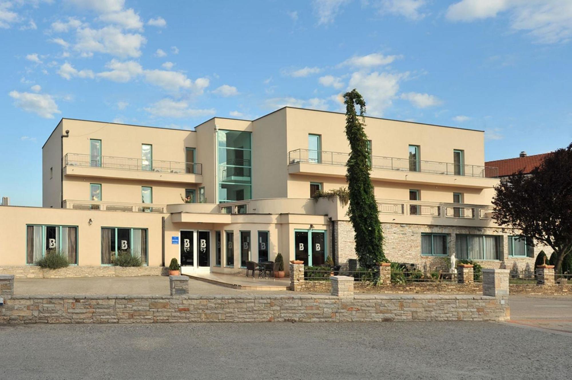 Hotel Branco Međugorje エクステリア 写真